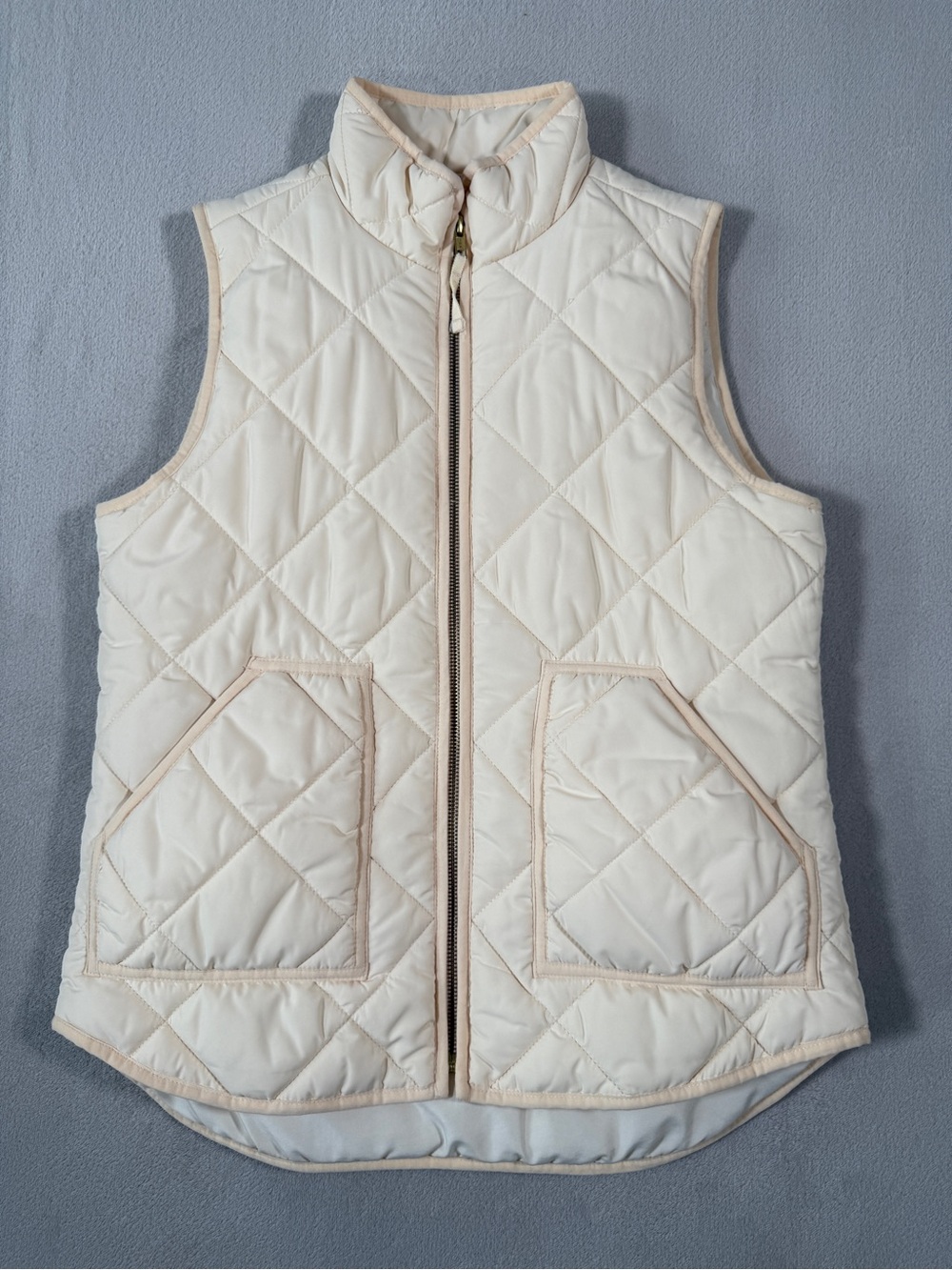 J. Crew Vest Womens Small Cream Quilted Sleeveless Zip Front Puffer